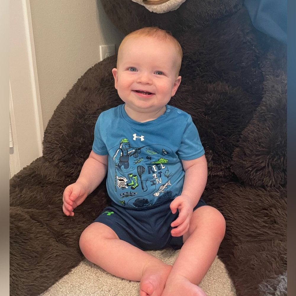 Underarmour onesie w/ matching shorts